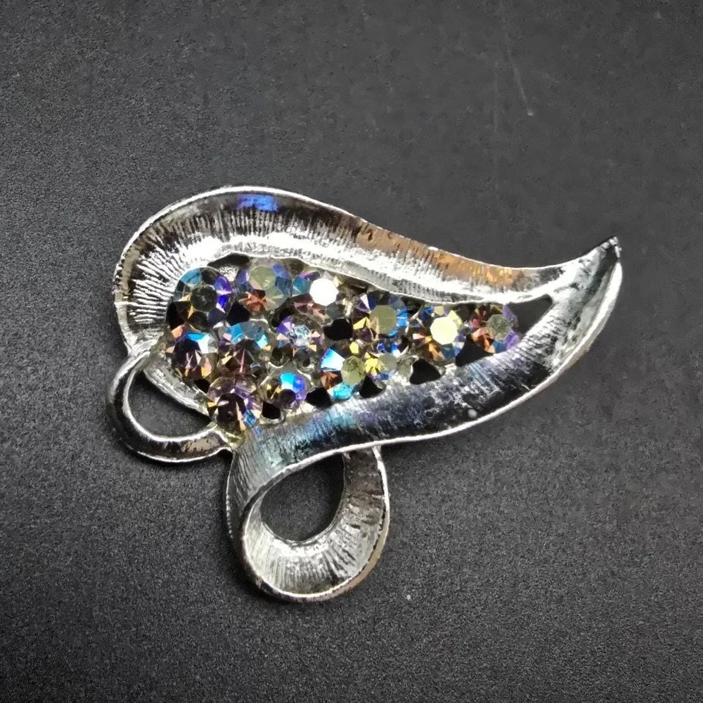 Aurora Borealis Rhinestone Leaf Brooch Silver Tone Blue Vintage Glam Jewelry